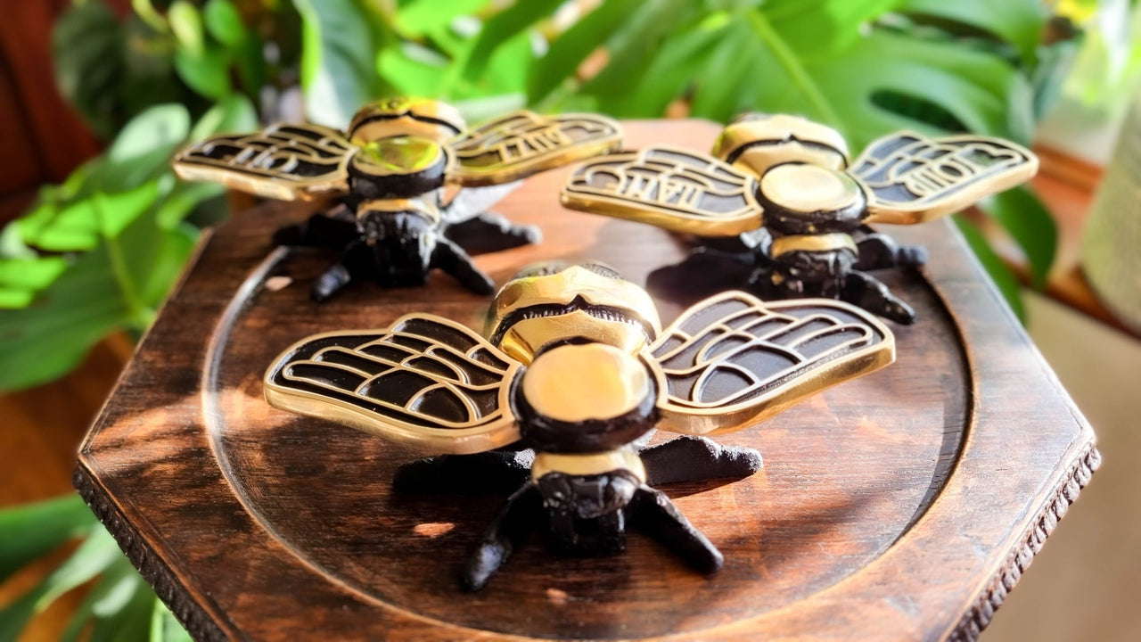 Personalised Bumble Bee Door Knocker - The Metal Foundry