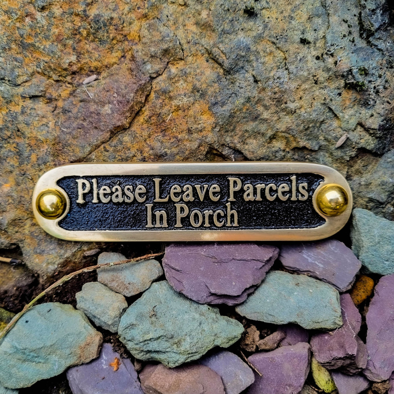 'Please Leave Parcels In Porch' Sign - The Metal Foundry