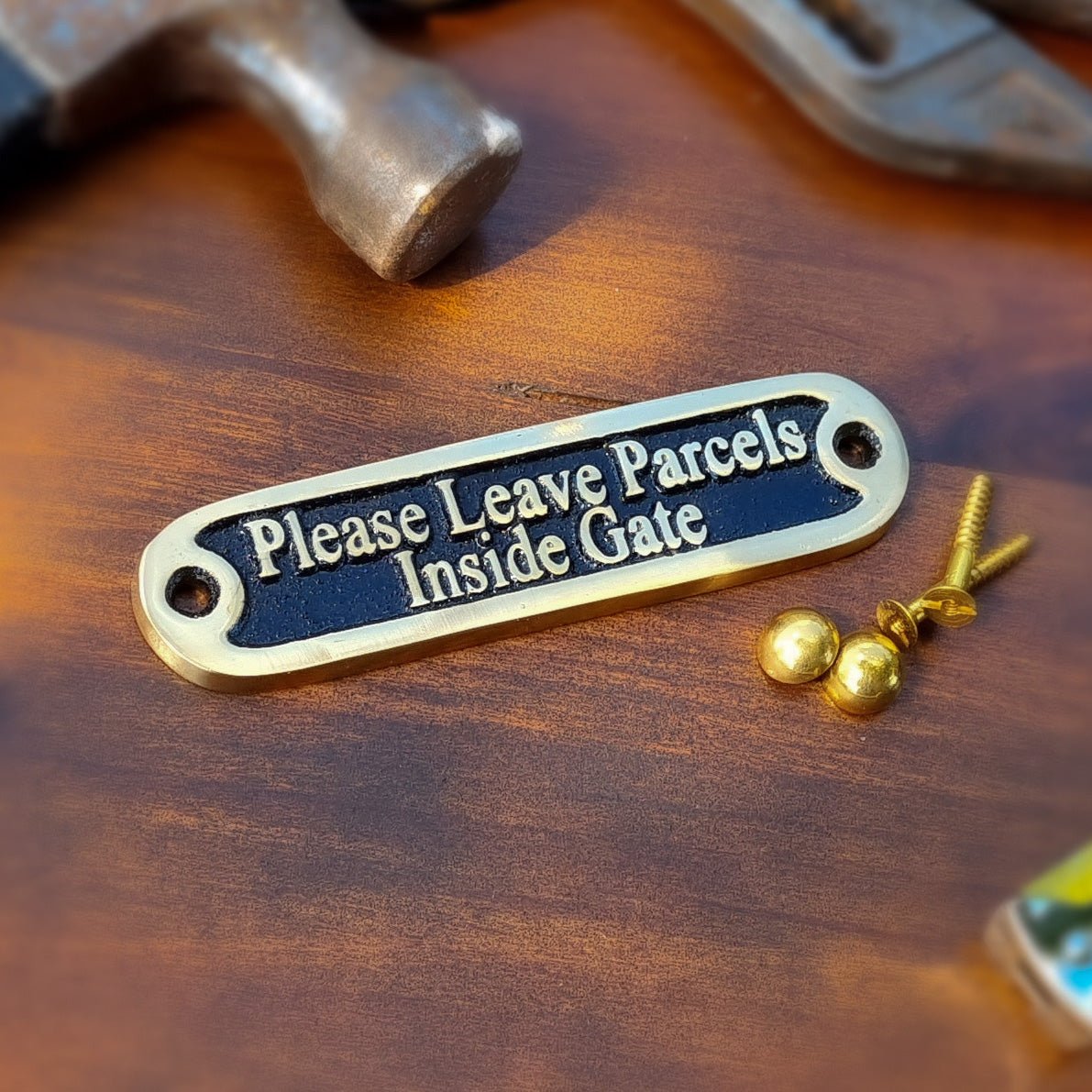 'Please Leave Parcels Inside Gate' Sign - The Metal Foundry